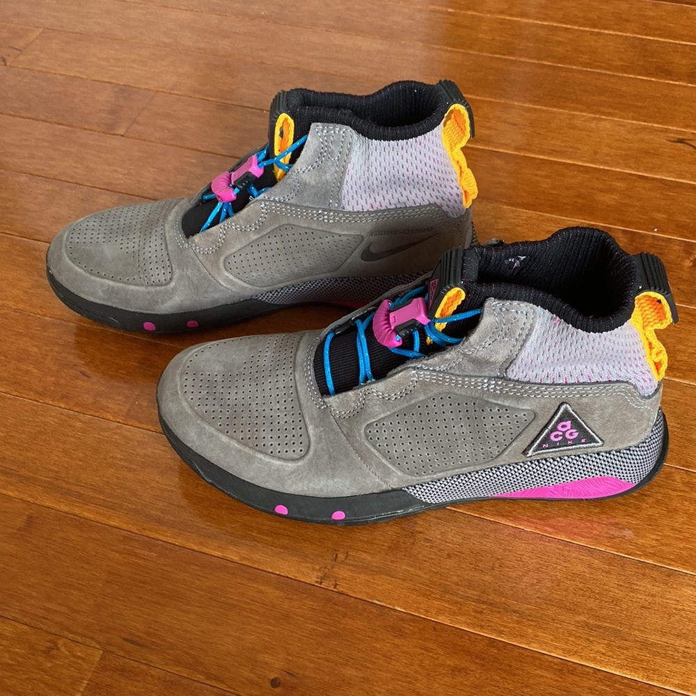 Nike ACG Rucker Ridge ‘Gunsmoke’ Sneakers - Picture 3 of 7